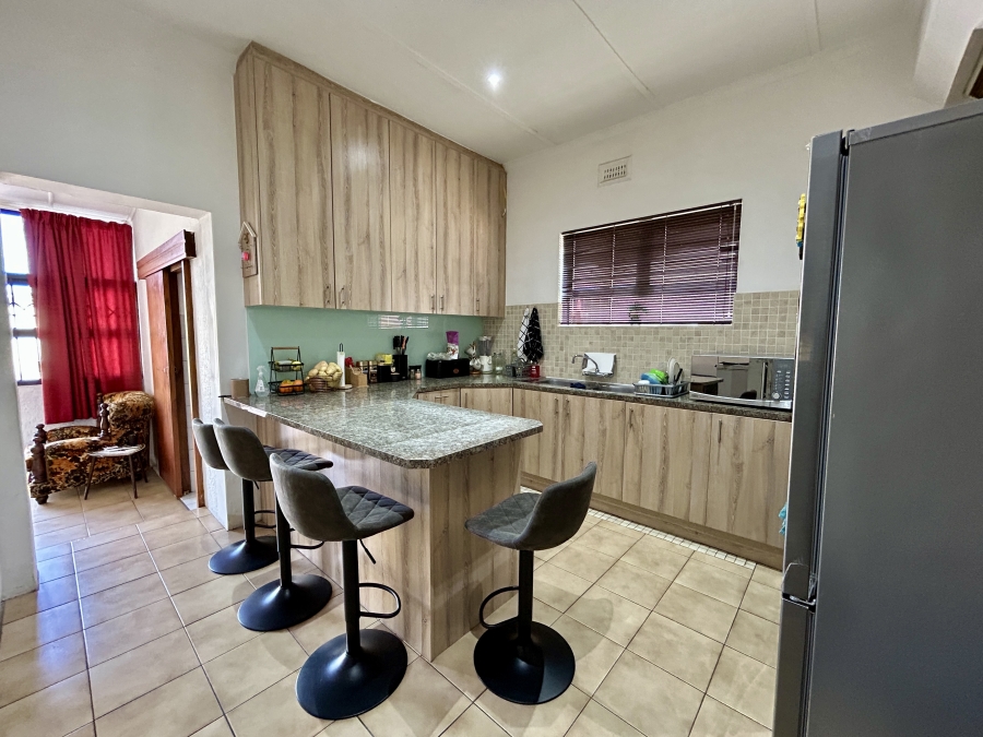 3 Bedroom Property for Sale in Churchill Estate Western Cape